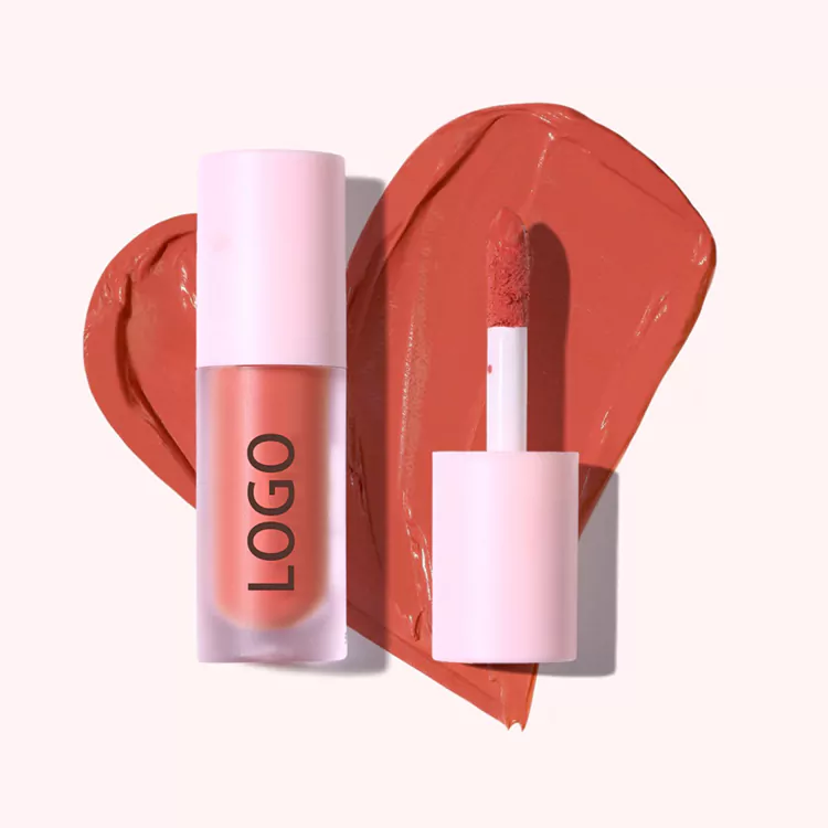 Pink lipgloss